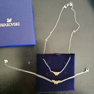 Wonder woman necklace and bracelet combo